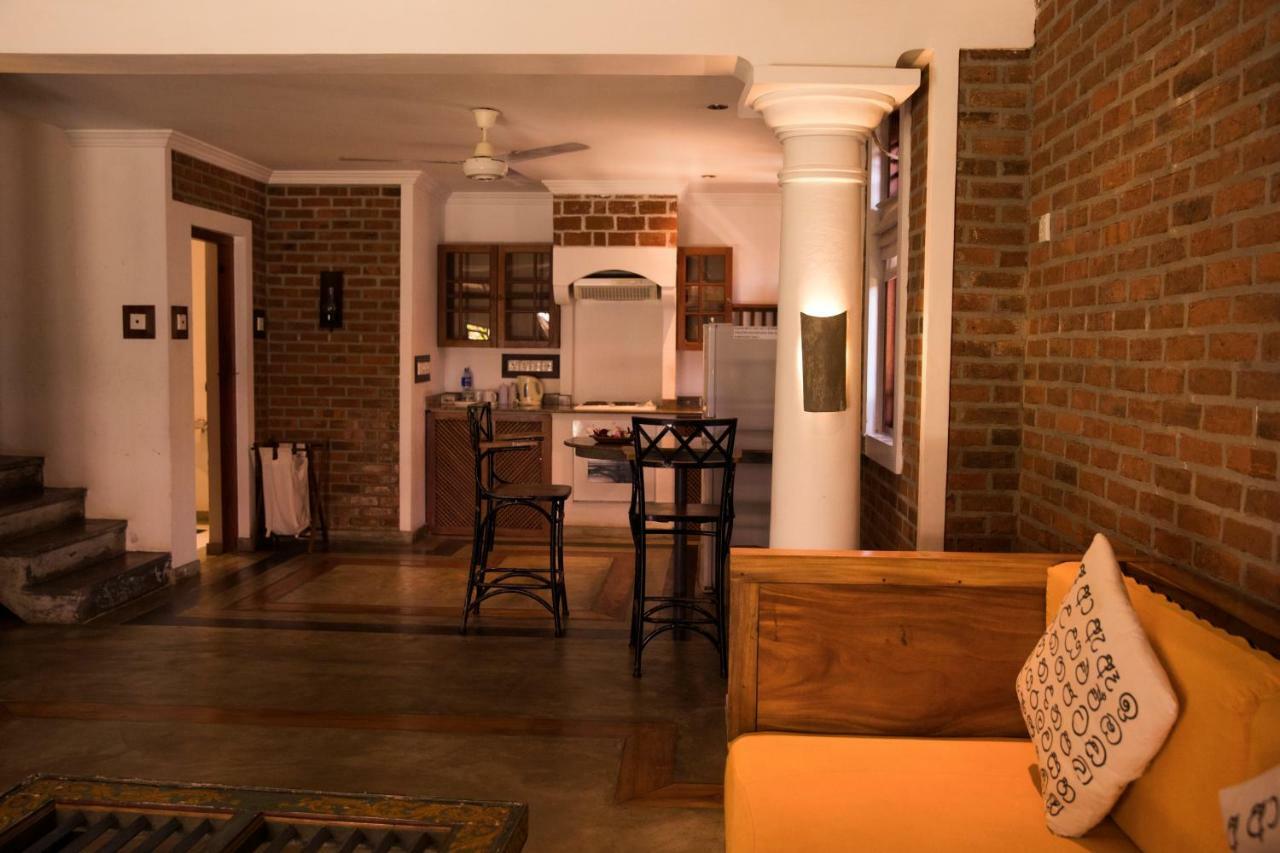 Araliya Villa *