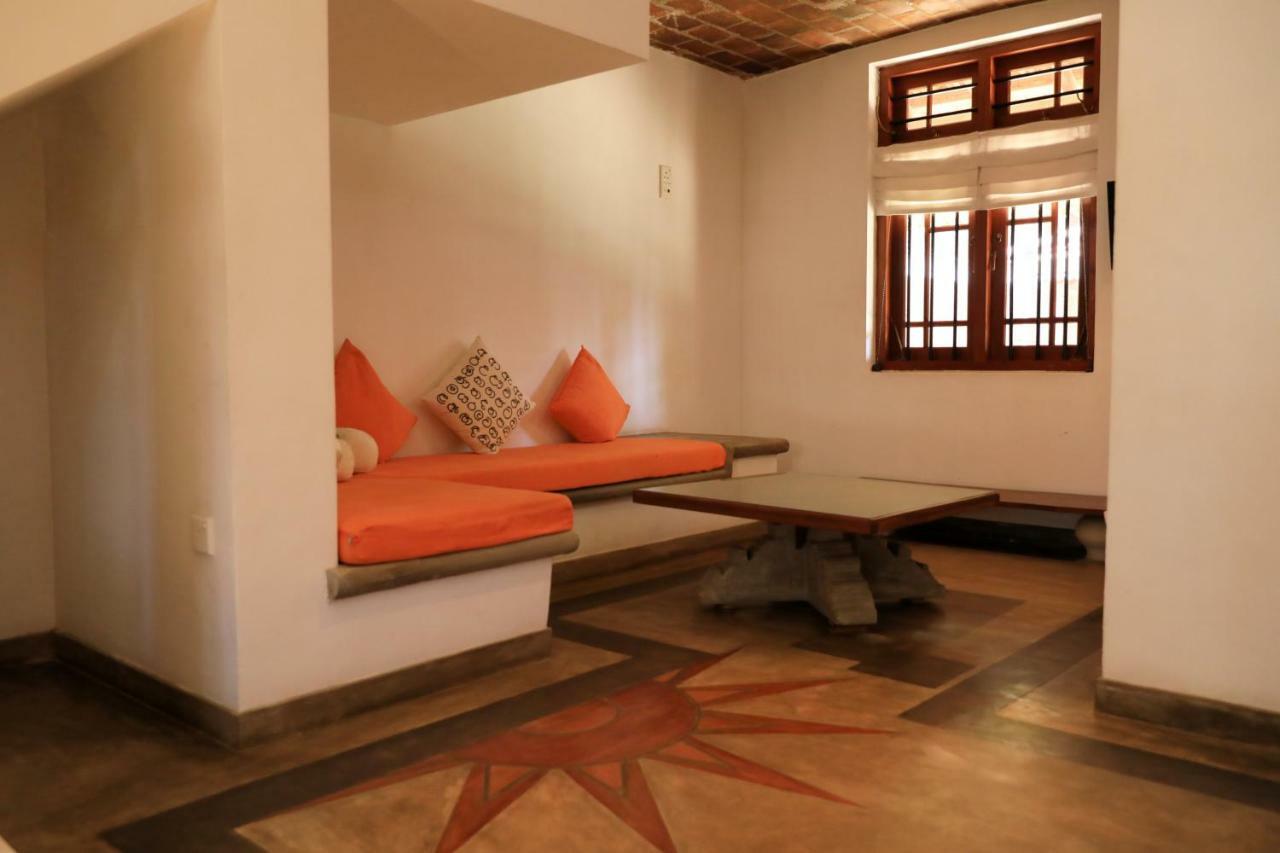 Araliya Negombo