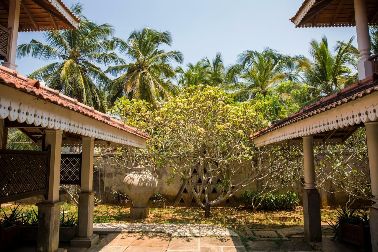 Villa Araliya *