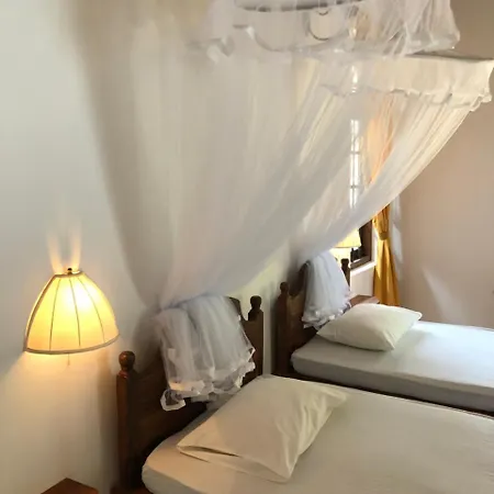 Villa Araliya Negombo Exterior photo