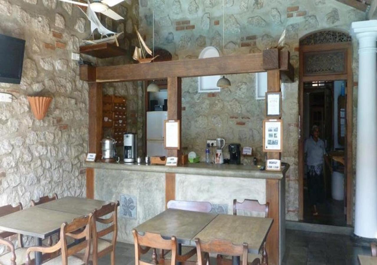 Villa Araliya *